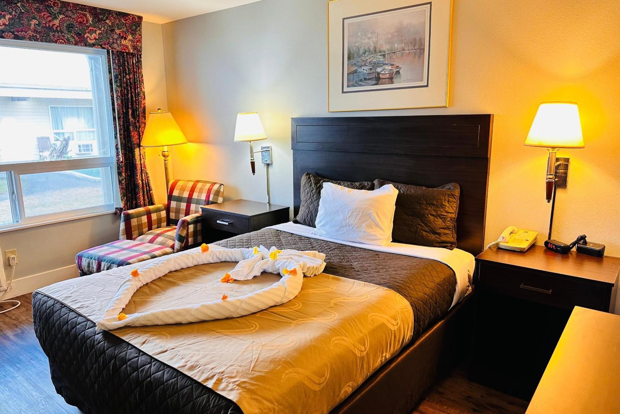 Coratel Inn And Suites By Jasper Оушън Шорс Екстериор снимка